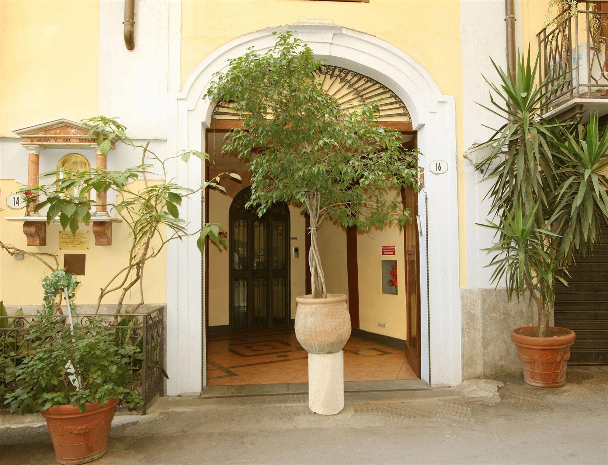 Hotel Cortese Палермо Экстерьер фото