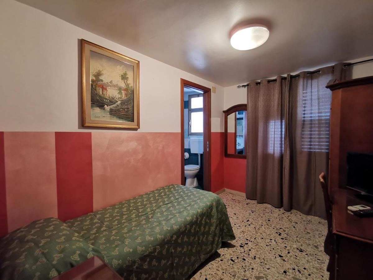 Hotel Cortese Палермо Экстерьер фото