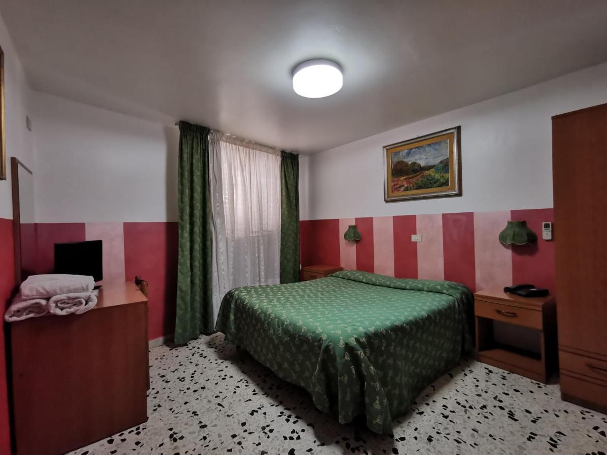 Hotel Cortese Палермо Экстерьер фото