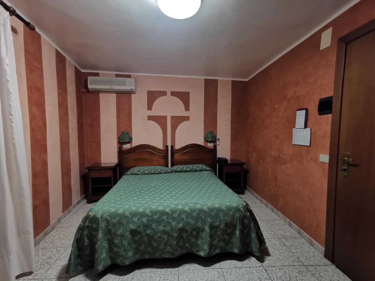 Hotel Cortese Палермо Экстерьер фото